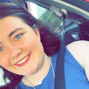 Meet your Posher, Mikia